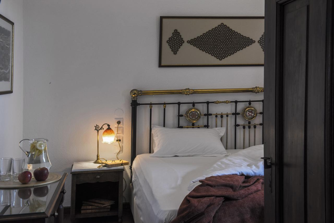 Arxontiko Mytilineou - Skretaion Bed & Breakfast Neochori  Eksteriør bilde
