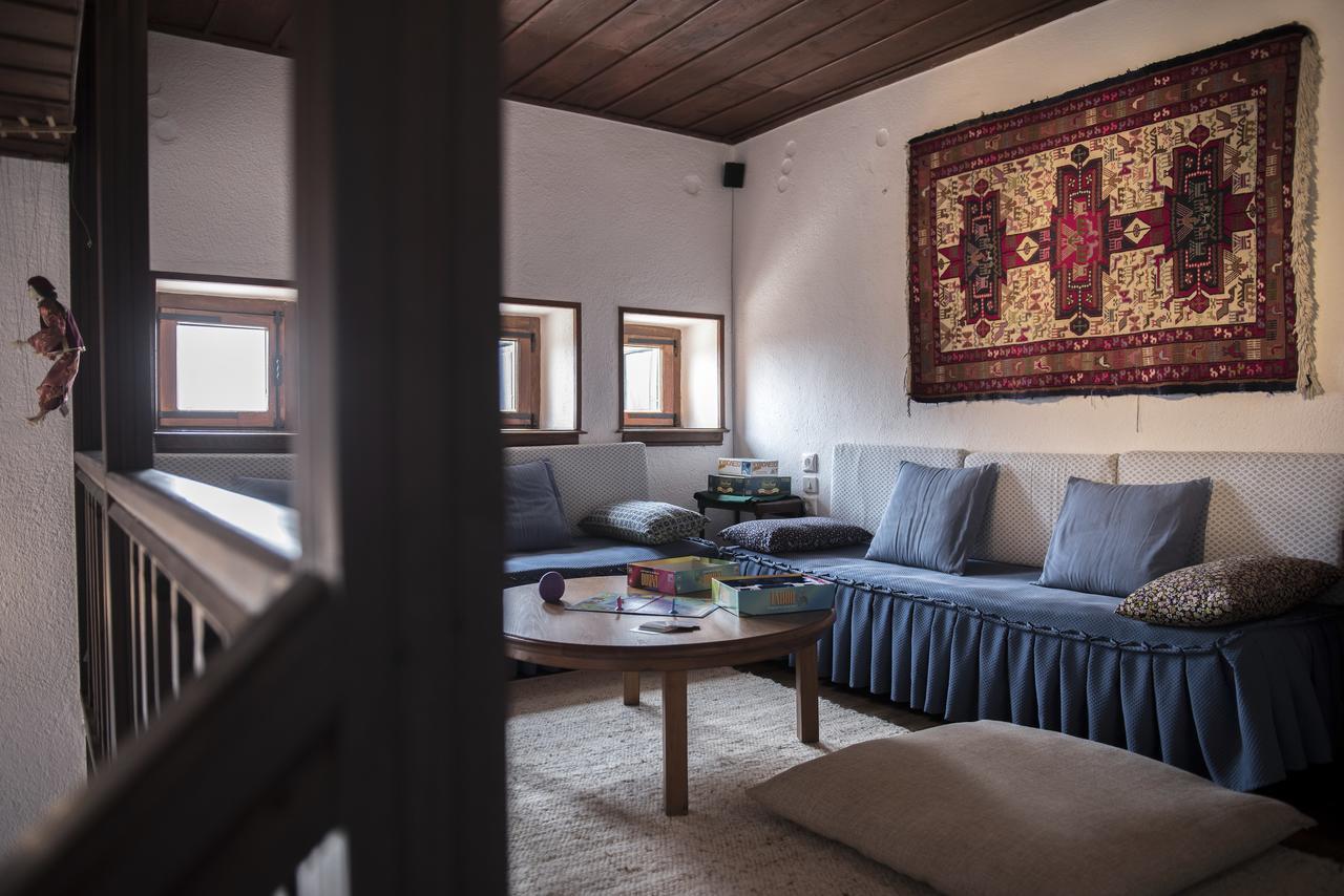 Arxontiko Mytilineou - Skretaion Bed & Breakfast Neochori  Eksteriør bilde